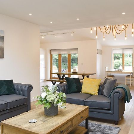 Redstones Cottage Greasby Экстерьер фото